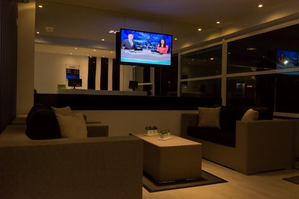Hollyster Hotel Pinhais Екстер'єр фото