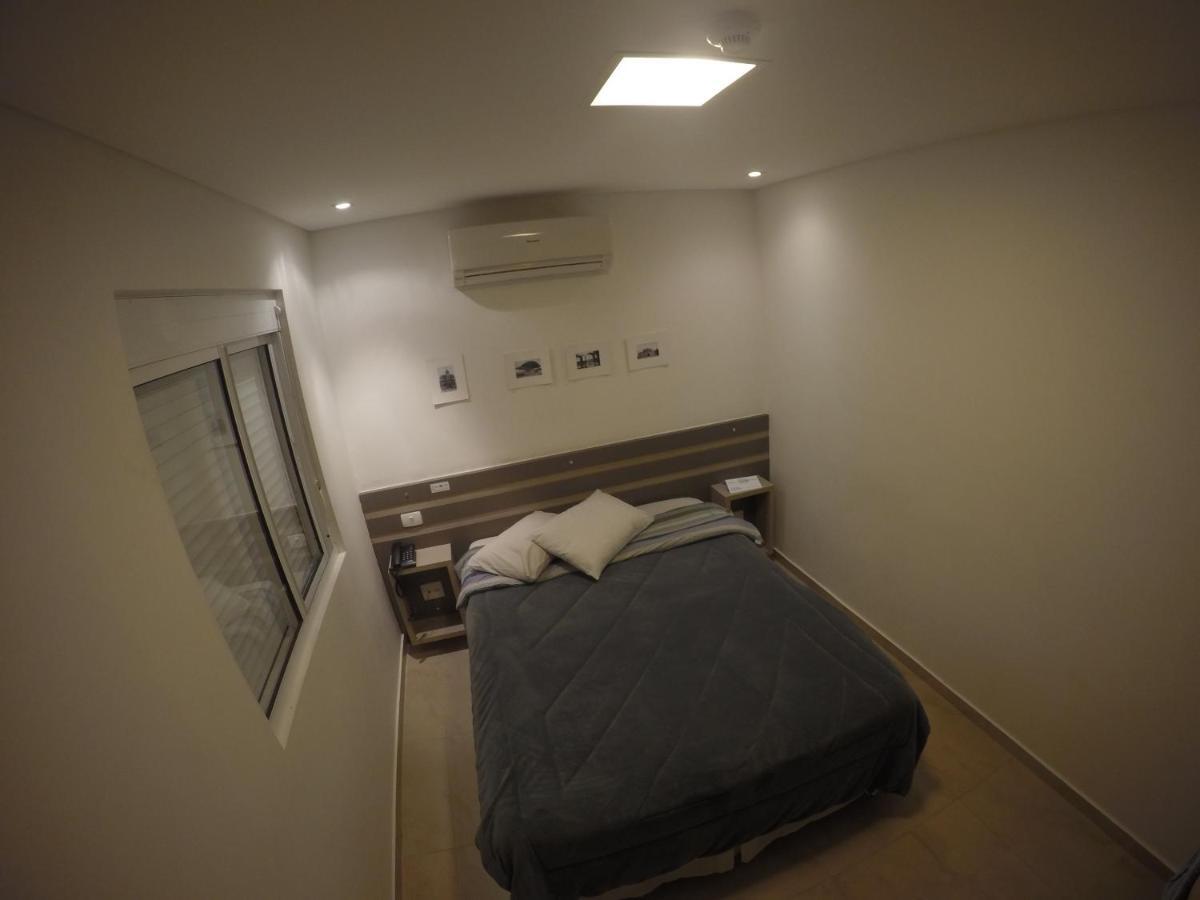 Hollyster Hotel Pinhais Екстер'єр фото
