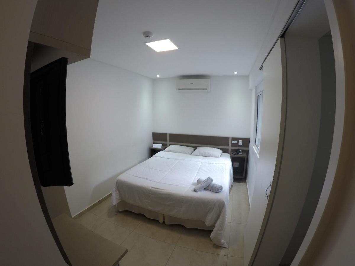 Hollyster Hotel Pinhais Екстер'єр фото