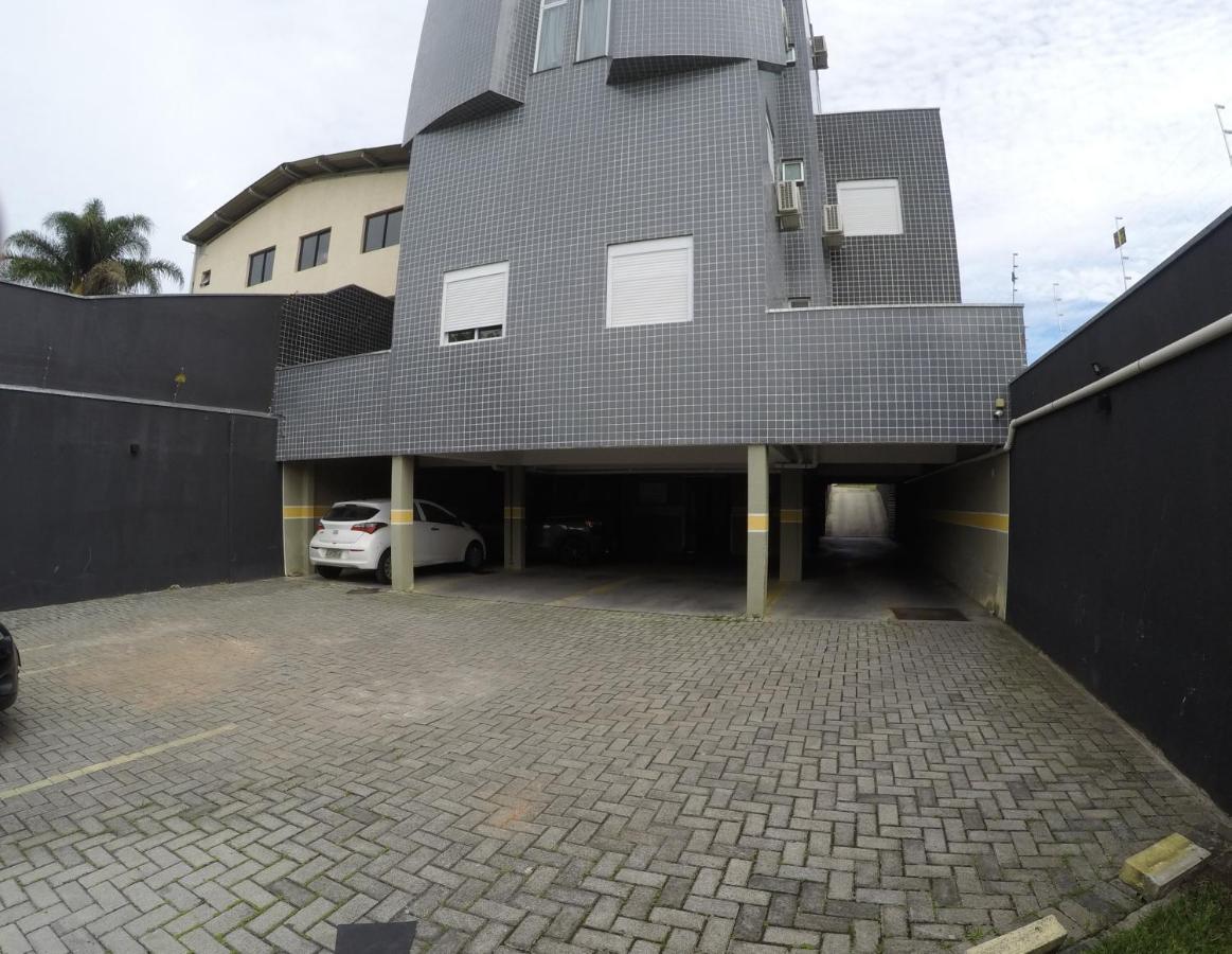 Hollyster Hotel Pinhais Екстер'єр фото