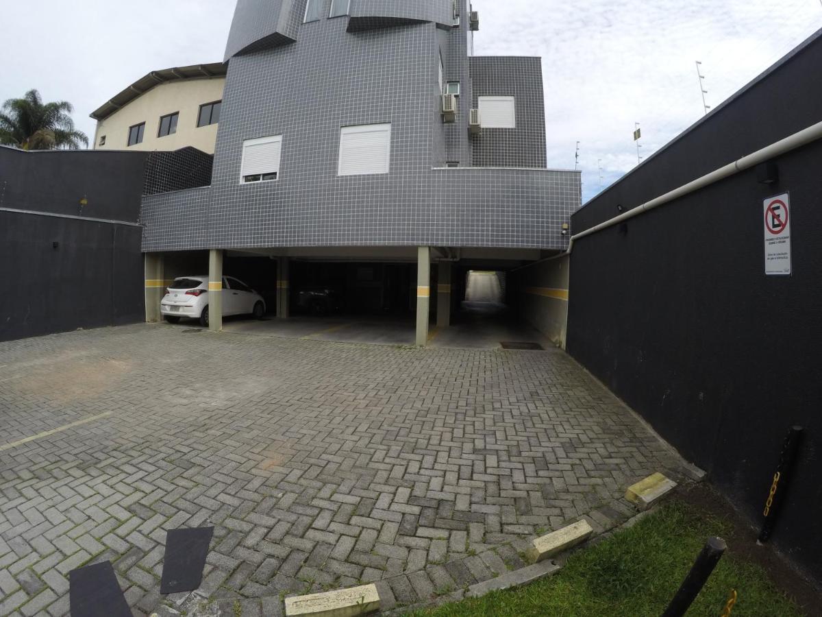 Hollyster Hotel Pinhais Екстер'єр фото